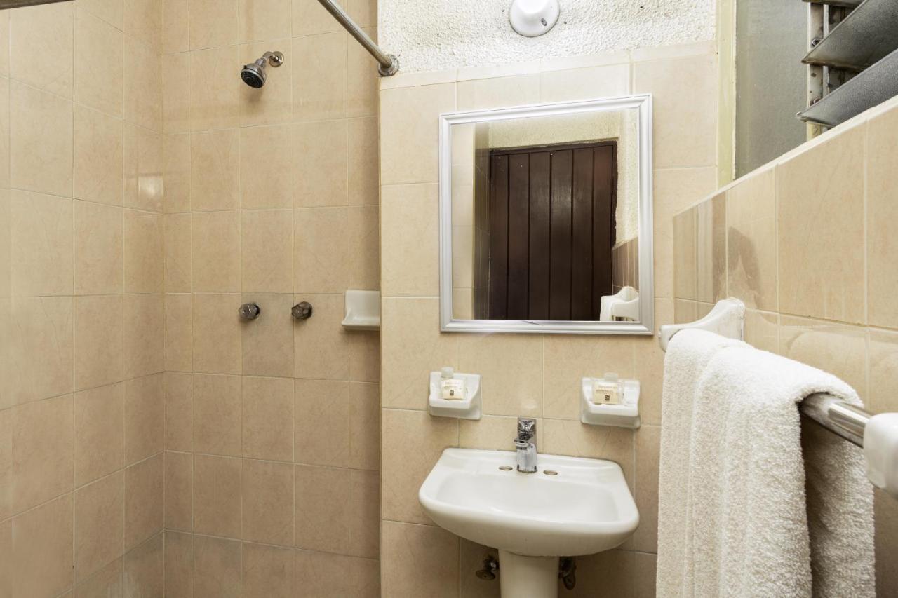 Hotel Premier Saltillo Coahuila Экстерьер фото
